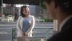Người chồng yếu không làm lên đỉnh, người vợ lên mạng tìm trai trẻ chịch khỏe